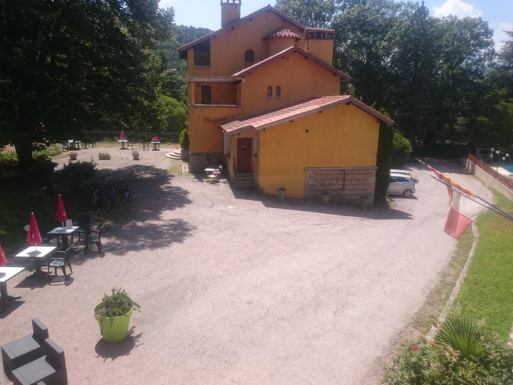 Hotel Le Mas Fleuri Vernet-les-Bains Exteriér fotografie
