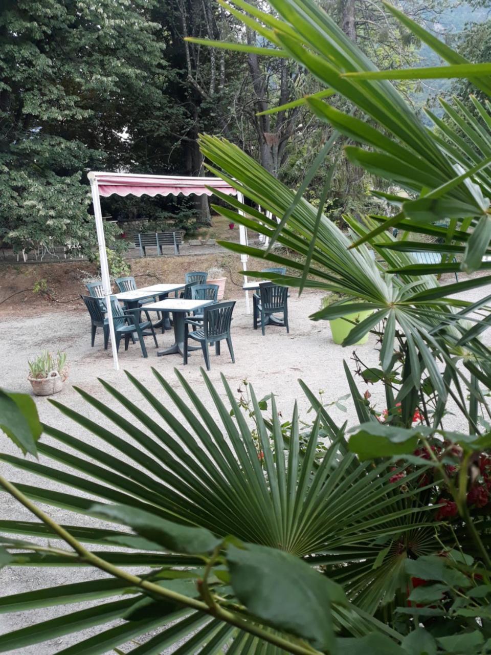 Hotel Le Mas Fleuri Vernet-les-Bains Exteriér fotografie